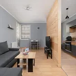 Osiedle Avia Family In With Balcony By Renters Apartmán