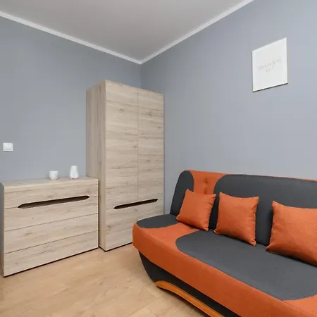 شقة Osiedle Avia Family In With Balcony By Renters